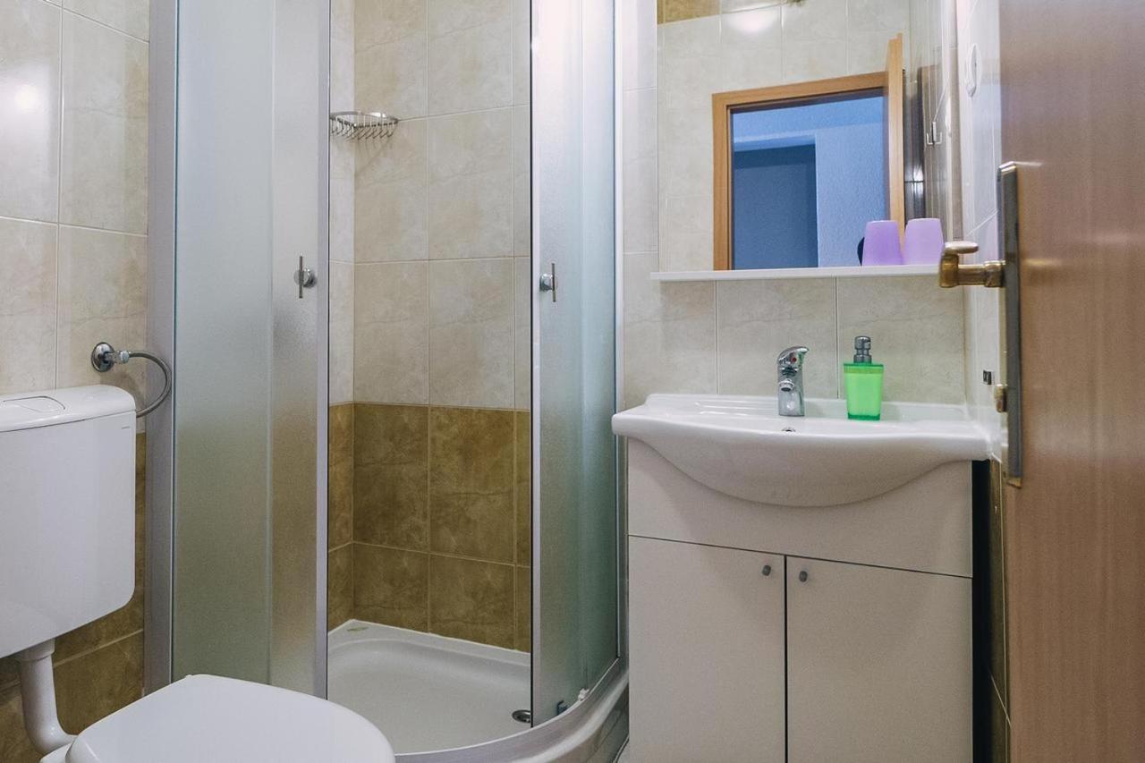 Apartmán With Free Private Parking *